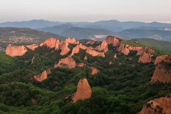 西班牙马都拉斯砂岩山全景 — 图库照片