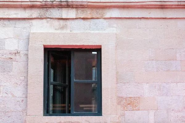 Вікна Прекрасною Архітектурою Старі Будинки Будинки — стокове фото