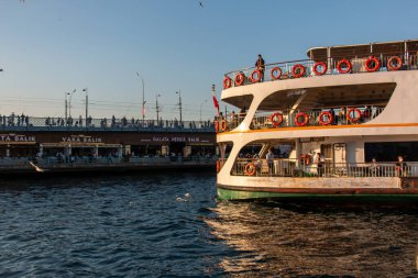 14 Ekim 2020, İstanbul / Türkiye Balıkçıları Galata Köprüsü 'nde