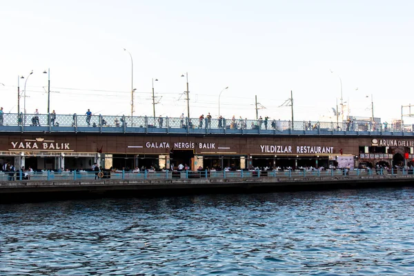 Octubre 2020 Estambul Turquía Pescadores Puente Galata —  Fotos de Stock