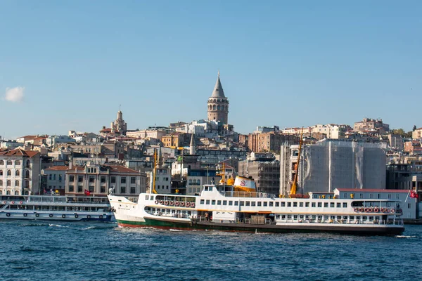 14 Ekim 2020, Kadıköy / Türkiye Kadıköy rıhtımı ve feribot