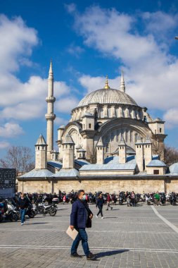8 Mart 2021, İstanbul - Türkiye Nuruosmaniye Camii ve yapısı. Eski Osmanlı Camii