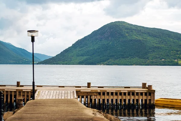 Oude pier in Noorwegen — Stockfoto