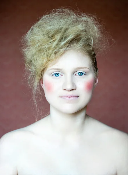 Portrait of the beautiful girl — Stock Photo, Image