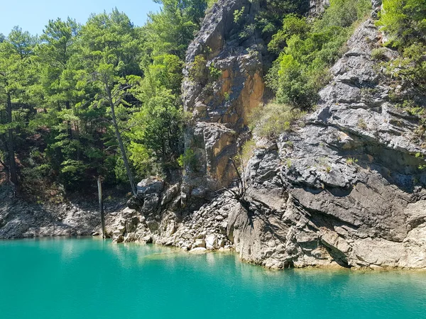 Paysage Marin Sur Fond Montagnes Par Une Journée Ensoleillée Sans — Photo