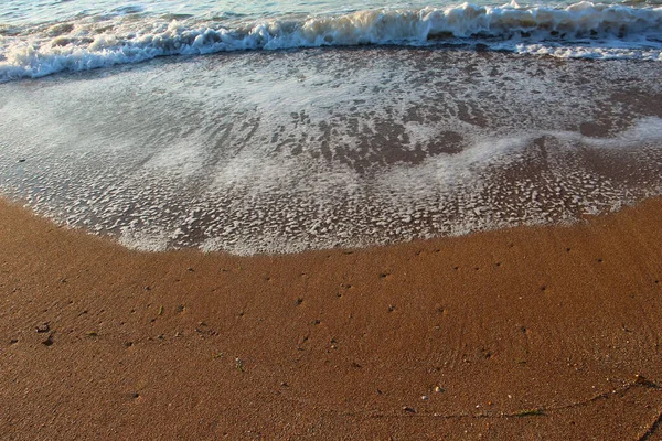 Miękka Piękna Fala Oceanu Piaszczystej Plaży — Zdjęcie stockowe