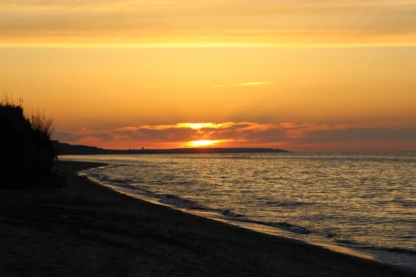 Malerischer Blick Vom Hohen Ufer Mit Rotem Sonnenuntergang Meer — Stockfoto