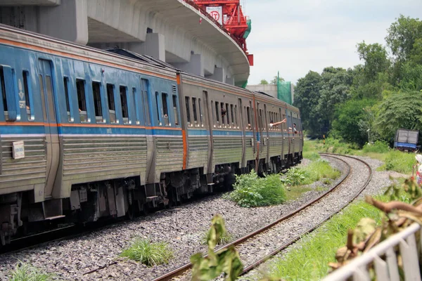 Donmuang Bangkok Tayland Ağustos 2017 Demiryolları Üzerinde Çalışan Şehirlerarası Tren — Stok fotoğraf