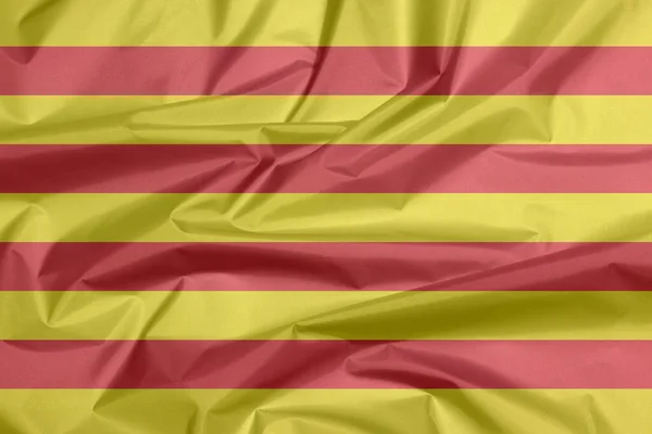 Látková Vlajka Katalánska Zmačkané Pozadí Vlajky Catalunya Červený Pruh Zlatém — Stock fotografie