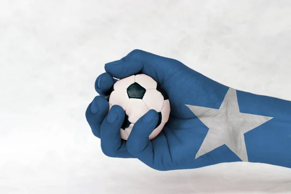 Mini Palla Calcio Somalia Bandiera Dipinta Mano Sfondo Bianco Concetto — Foto Stock