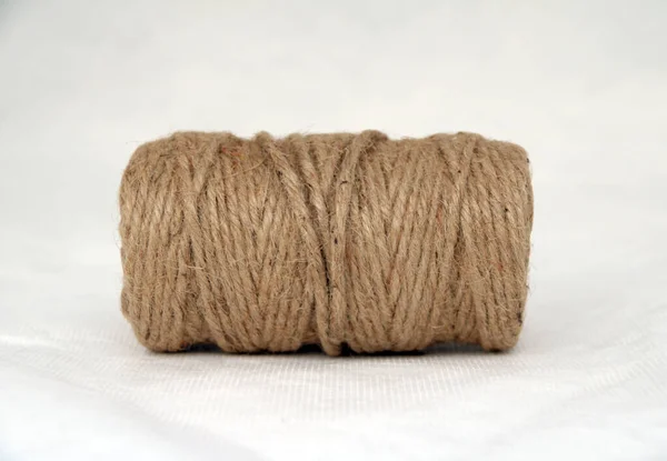 Skein Rope Jute White Background Length Thread Yarn Loosely Coiled — Stock Photo, Image