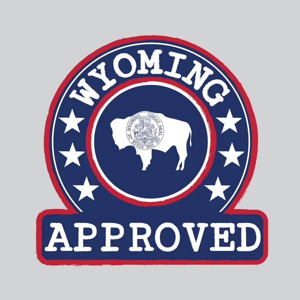 Merkezinde yuvarlak şekilli Wyoming bayrağı olan onaylanmış logonun vektör damgası. Amerika devletleri. Grunge Kauçuk Doku Damgası Wyoming 'den Onaylandı.