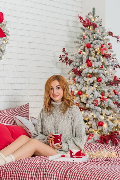 Christmas Cozy Atmosphere Home Woman Holidays Ladies Lifestyle — Stock Photo, Image