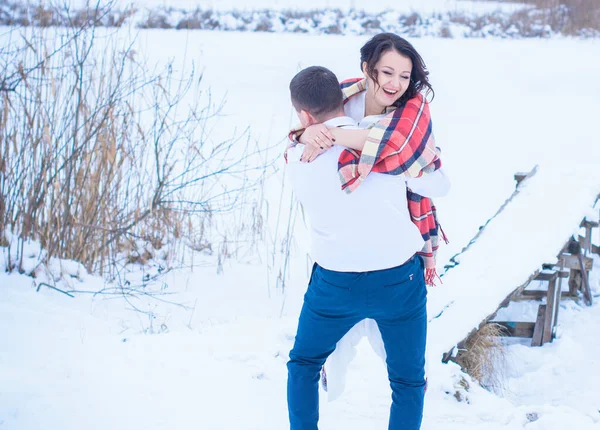 Happy Couple Having Fun Embracing Outdoors Snow Park Winter Magical — Stock Photo, Image