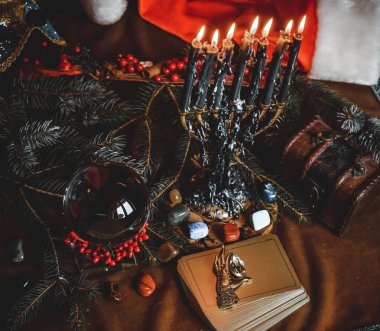 Kış tahmini, sihirli ayinler, Tarot kartları. Sihirli konsept