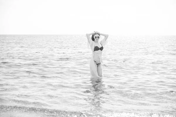 Woman Rest Having Fun Sea Good Mood Vacation Warm Weather — Stock Photo, Image