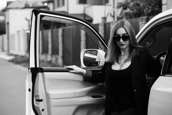 Geschäftsfrau Auto Auto Lady Konzept Stilvolle Dame Sitzt Auto — Stockfoto