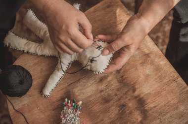 Voodoo Büyüsü. Oyuncak bebekli cadılık. Sihir kavramı.