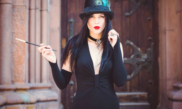 Gothic Lady Einem Luxuriösen Glamourösen Retro Look Für Halloween Schöne — Stockfoto