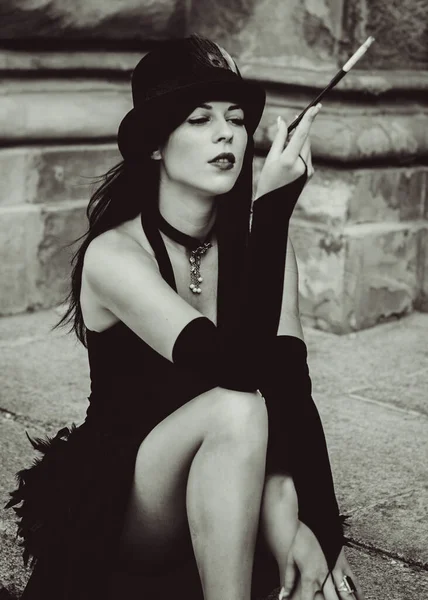 Gothic Lady Einem Luxuriösen Glamourösen Retro Look Für Halloween Schöne — Stockfoto