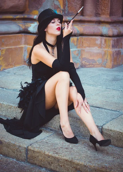 Lady Gotica Lussuoso Look Retrò Glamour Halloween Bellissimo Cittadino Abiti — Foto Stock