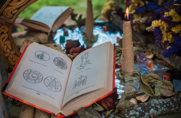 Alte Zaubersprüche Und Magische Zeichen Pentagramm Esoterisches Konzept Heidnische Mystische — Stockfoto