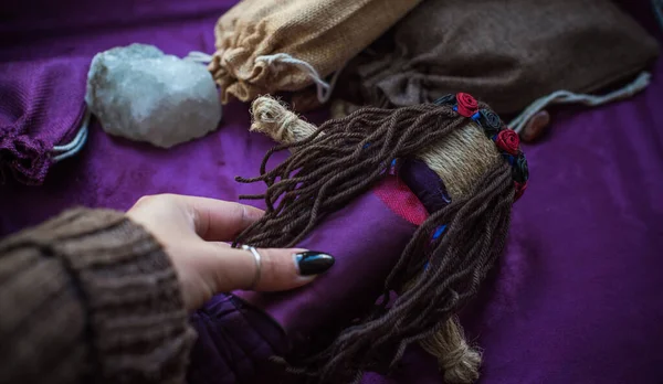 Muñeca Mágica Hecha Mano Brujería Con Una Muñeca Concepto Magia — Foto de Stock