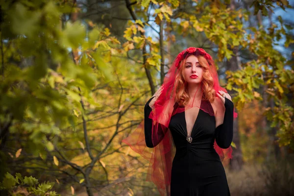 Temps Magique Mariée Automne Avec Voile Rouge Costume Idées Fête — Photo