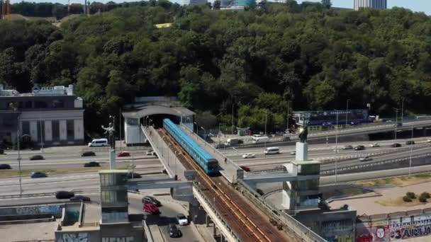 Puente Metro Kiev — Vídeos de Stock