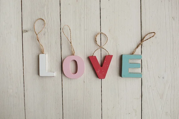 Amour vintage lettres sur fond en bois — Photo