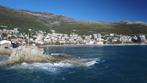 Vue aérienne de la ville de Petrovac 