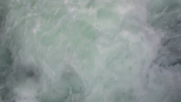 山区河流湍急的溪流 — 图库视频影像