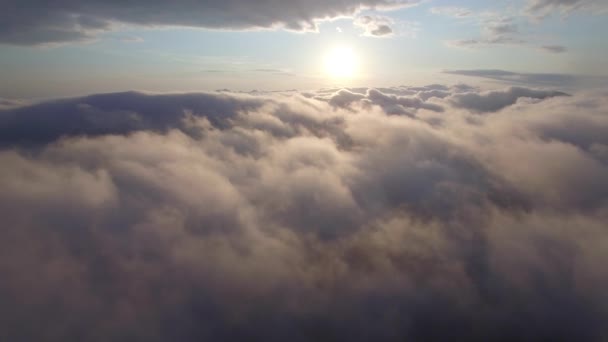 Vista aérea sobre las nubes — Vídeo de stock