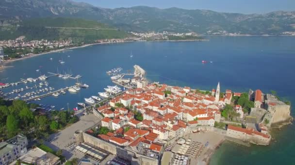 Vista aérea de Old Budva en Montenegro. — Vídeos de Stock