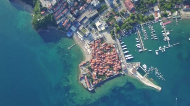 Karadağ 'da Eski Budva' nın Hava Görüntüsü.