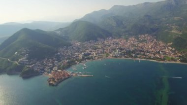 Karadağ 'da Eski Budva' nın Hava Görüntüsü.