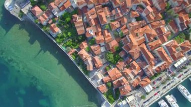 Karadağ 'da Eski Budva' nın Hava Görüntüsü.
