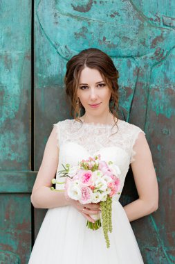 Düğün günü içinde çekici gelin