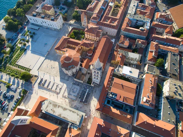 Luchtfoto van de oude stad Zadar. — Stockfoto