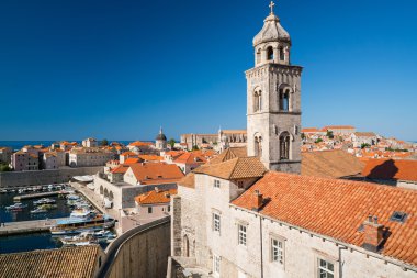 Dubrovnik içinde Dominik manastır görünümü.