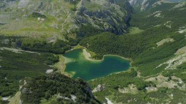 Trnovacko lake in Piva nature park