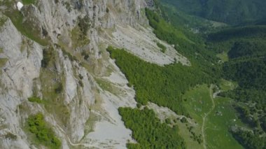 Karadağ 'da baharda Lukavica Platosu dağları