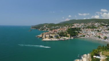 Eski Ulcinj şehrinin havadan görünüşü