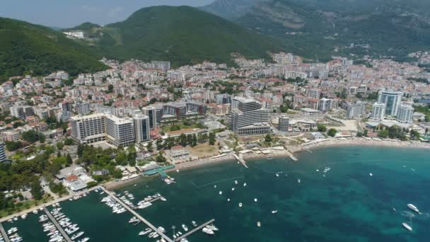 Flygfoto över gamla Budva i Montenegro. — Stockvideo