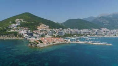 Karadağ 'da Eski Budva' nın Hava Görüntüsü.