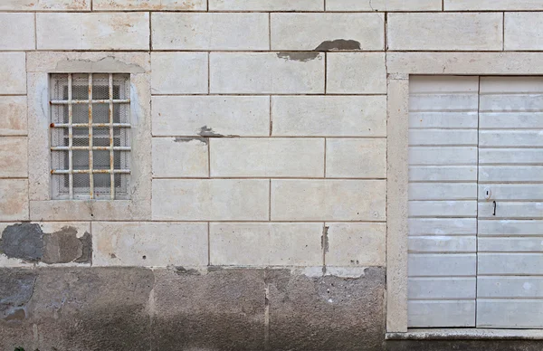 House wall with window and doors — Stock Photo, Image