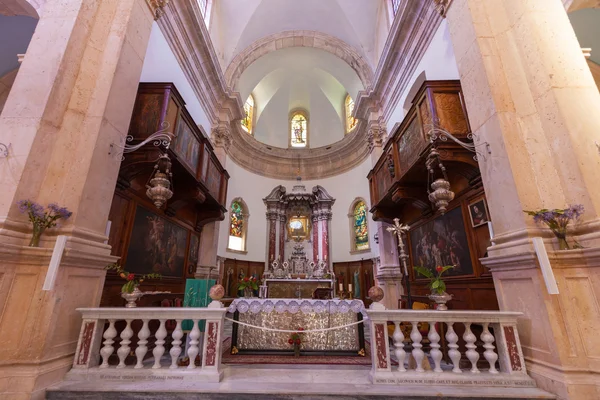 PRCANJ, MONTENEGRO - 23 de julio de 2015: La Iglesia Católica en Prcanj, Montenegro . — Foto de Stock