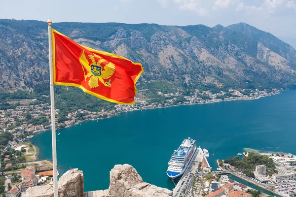 Eski liman ve Kotor Körfezi