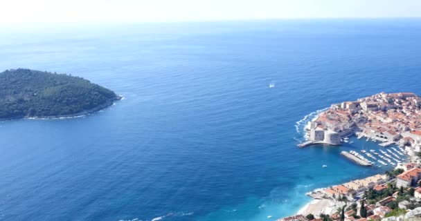 Bovenaanzicht van oude stad van Dubrovnik — Stockvideo