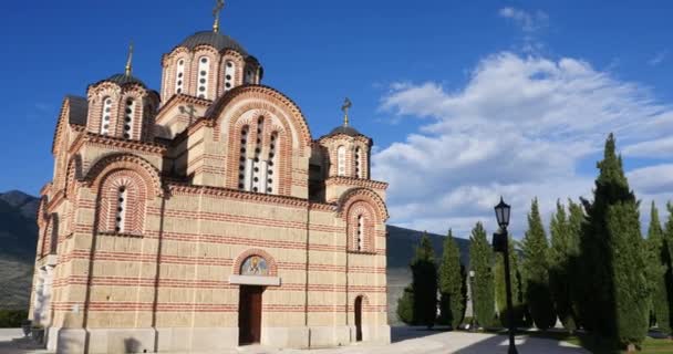 Mosteiro ortodoxo em Trebinje — Vídeo de Stock